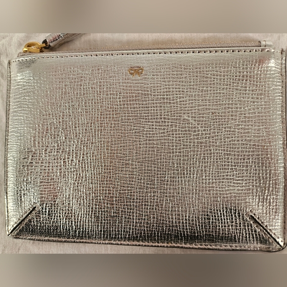 Anya Hindmarch Silver Textured Clutch - Picture 3 of 5